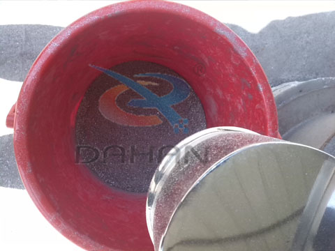 振動(dòng)篩分機(jī)細(xì)料 振動(dòng)篩分機(jī)細(xì)料